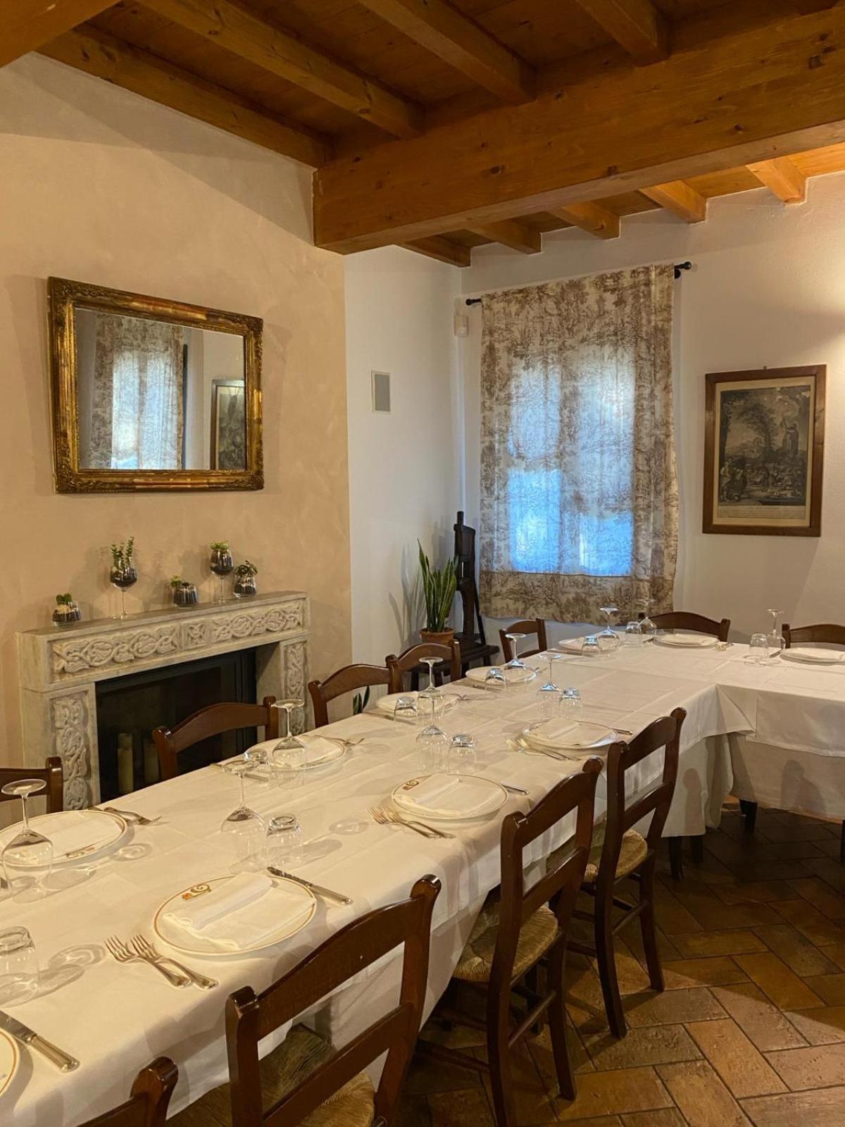 Bed and Breakfast Locanda Corte Ruspecchio Quattro Castella Экстерьер фото